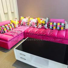 夢軒兒軟體沙發 用一抹玫紅，為小戶型家居注入品牌質感與靈動空間